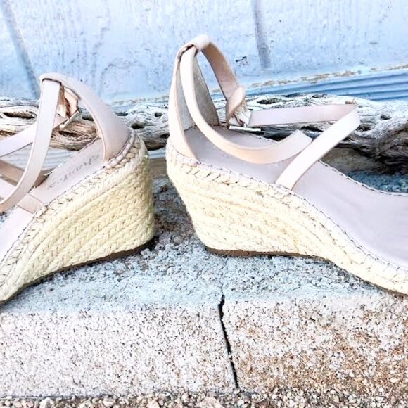 CHARLES by CHARLES DAVID WOMEN'S WEDGE ESRADRILLES CREAM SIZE 6 - Picture 3 of 7